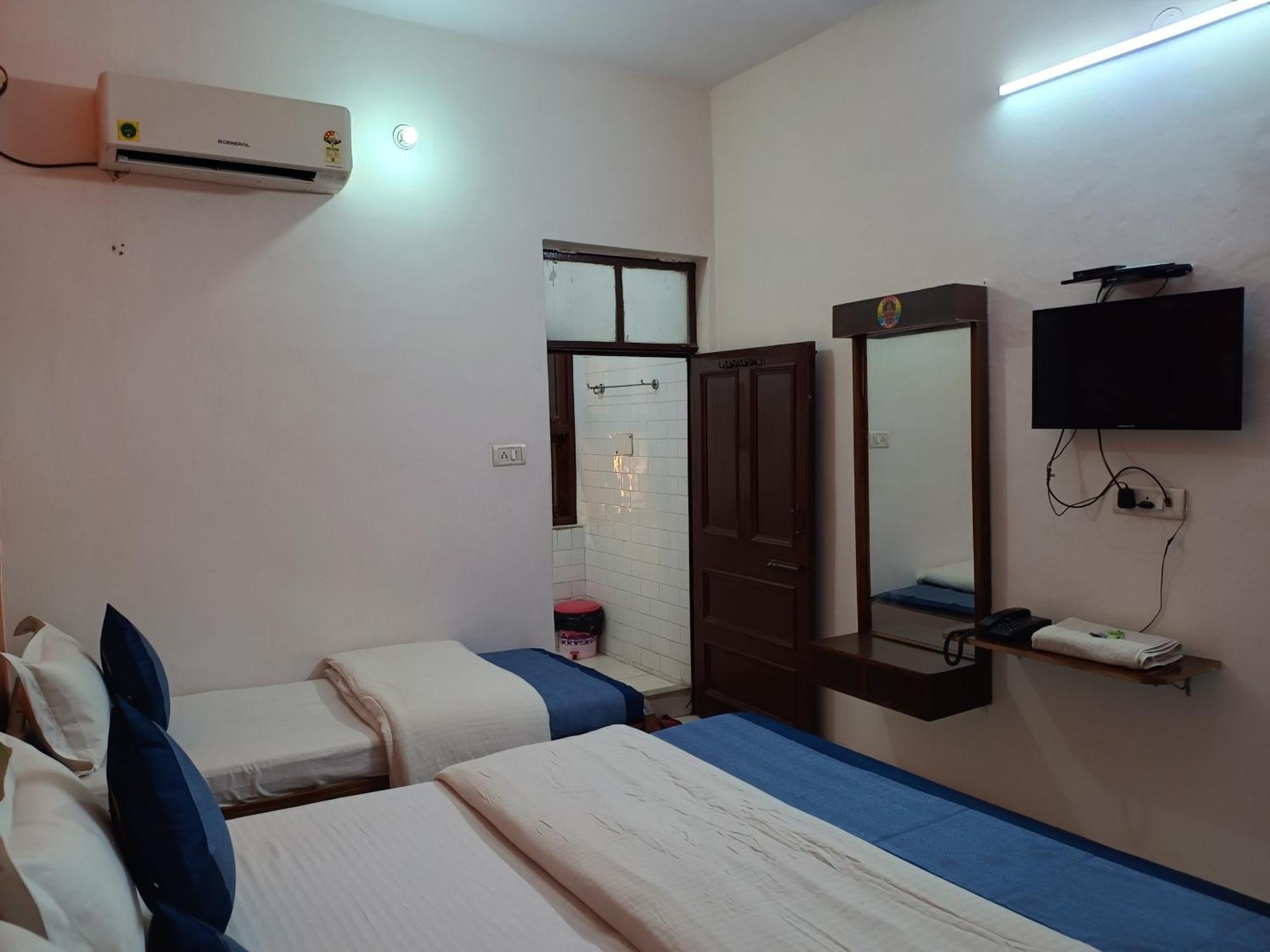 Hotel Majors Den نيودلهي المظهر الخارجي الصورة